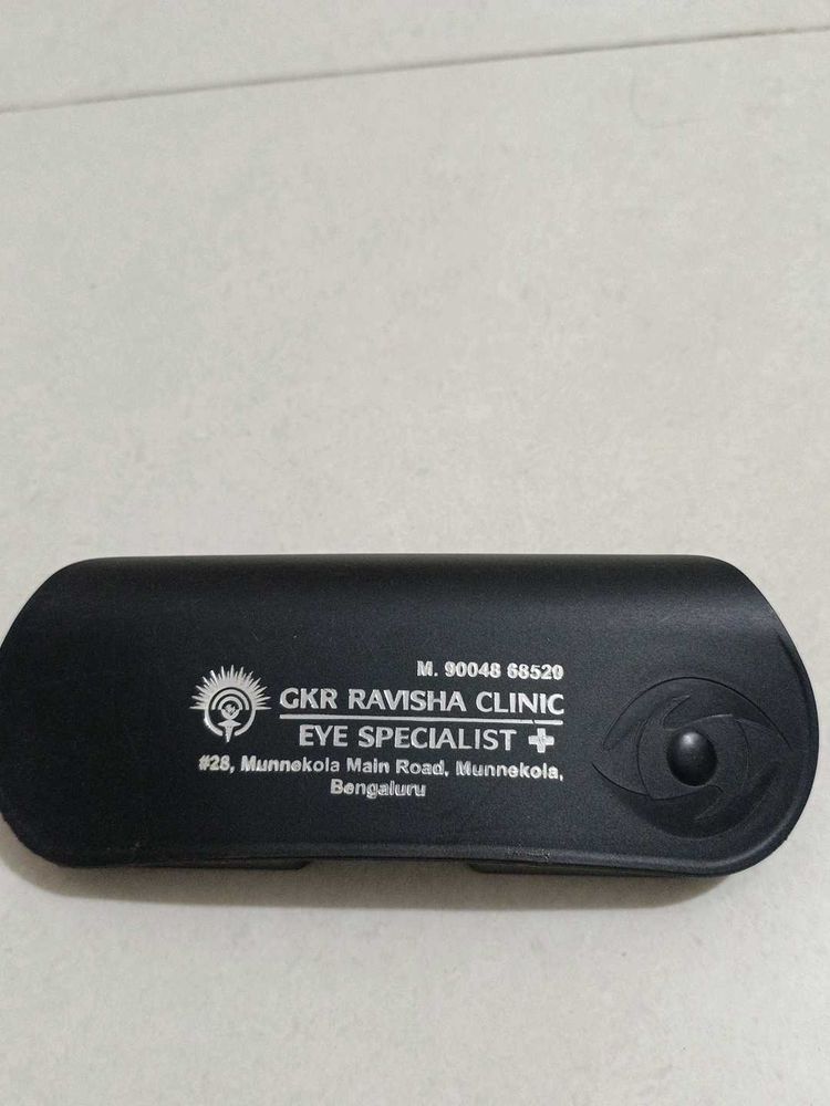 Eye Specialist Case