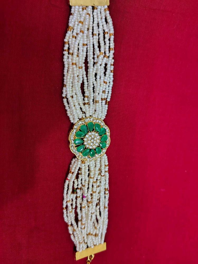 Elegant Emerald &amp; Pearl Kamarbandh
