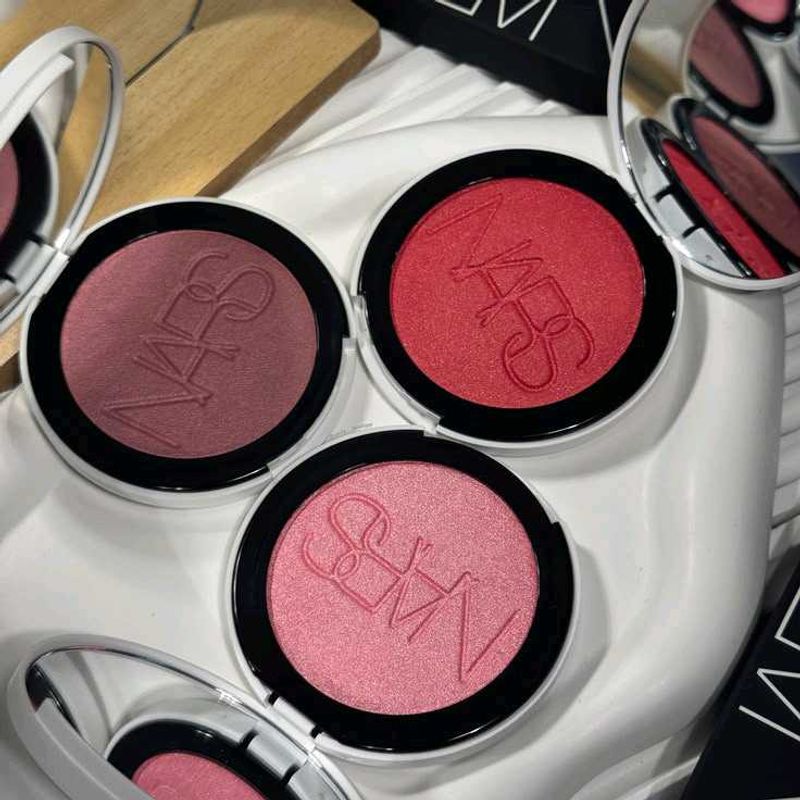 Nars Luminizing Blush