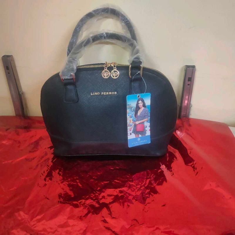 Chic Lino Perros Dome Satchel Handbag