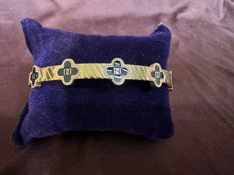 Anti Tarnish Bracelet