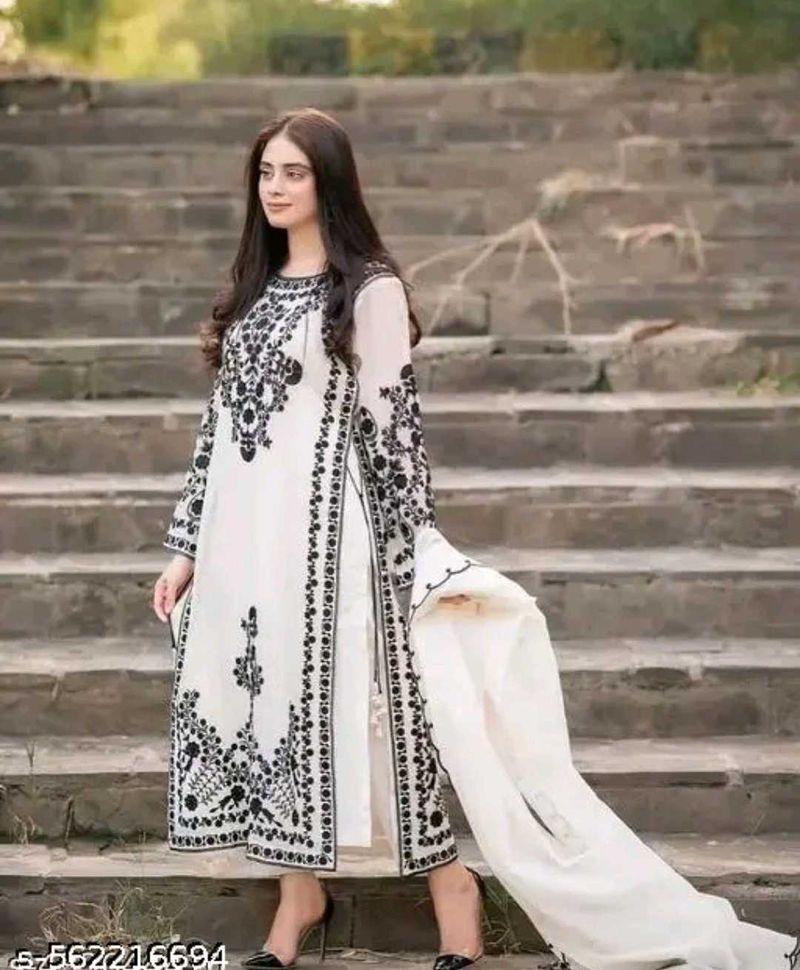 Elegant White &amp; Black Embroidered Kurta Set
