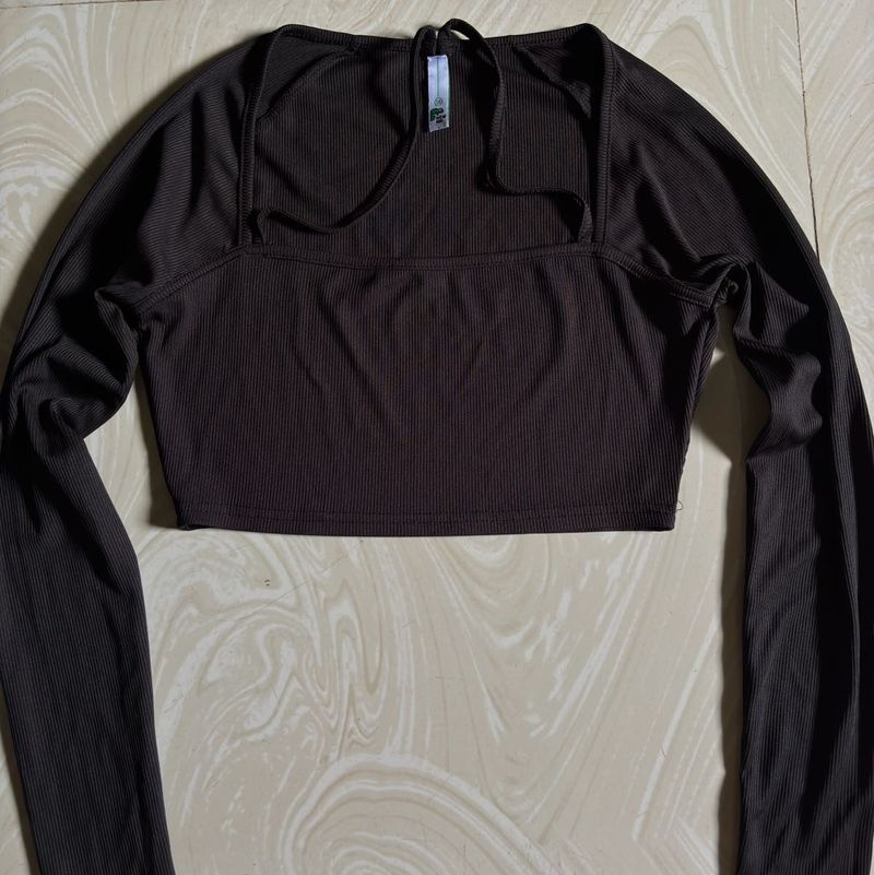 Ribbed Long Sleeve black Crop Top 🖤