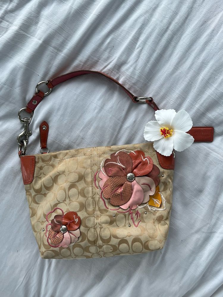 *RARE* Coach Floral Bleecker Carly Hobo Bag