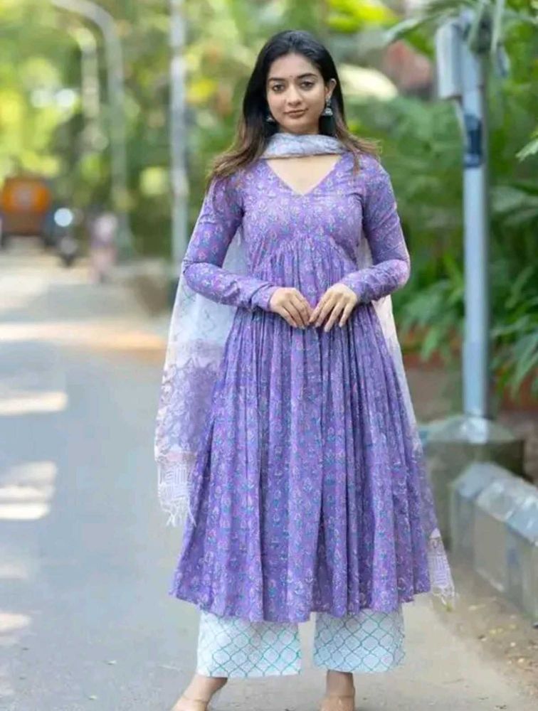 Beautiful Lavender Kurta Set with Pants