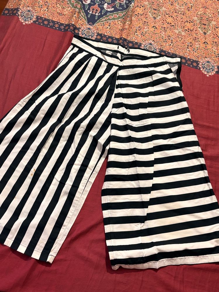 Striped Wide-Leg culottes Pants