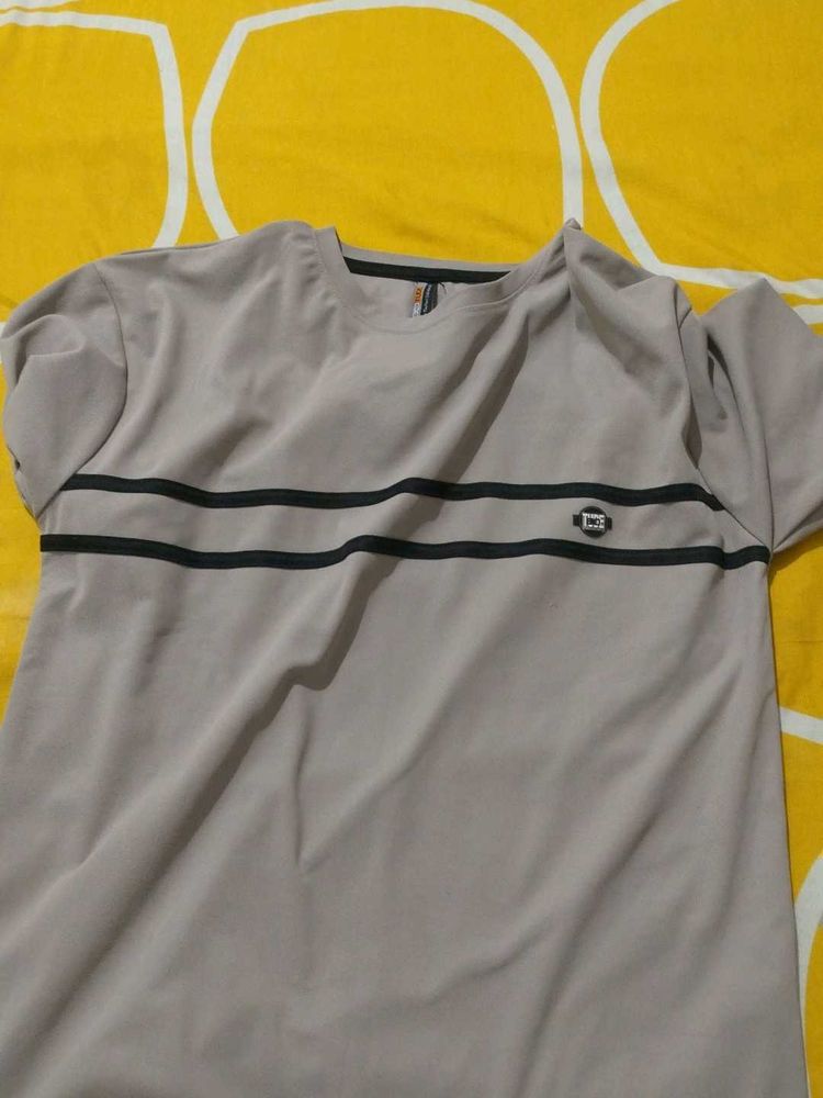 Men's Gray Striped T-Shirt