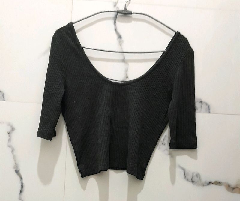 Vollen Crop Round Neck Top