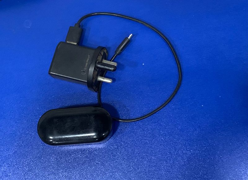 QCY Earbuds with Sony Ericsson Charger