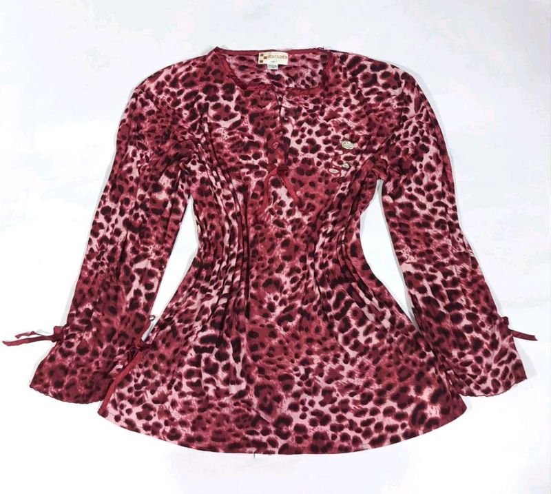Stylish Leopard Print Top