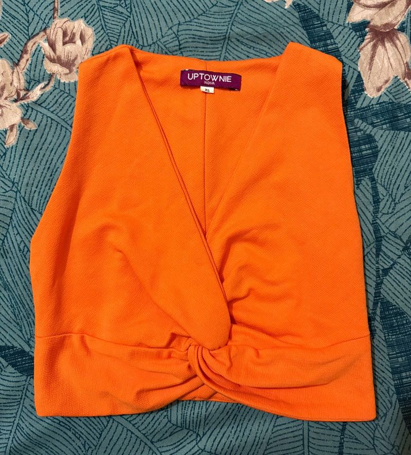 Uptownie India Orange Twist-Front Crop Top (XS) 🧡