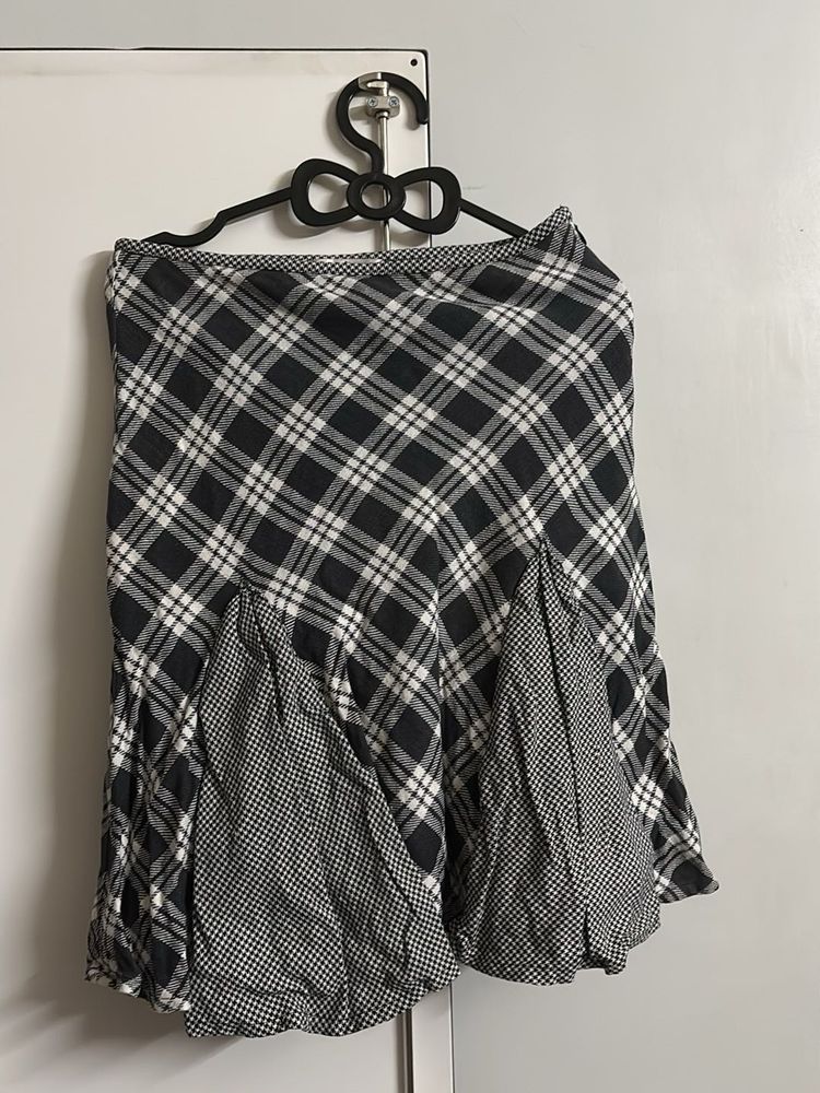 Black and White skirt