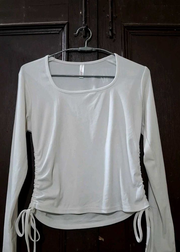 Chic White Long-Sleeve Ruched Top