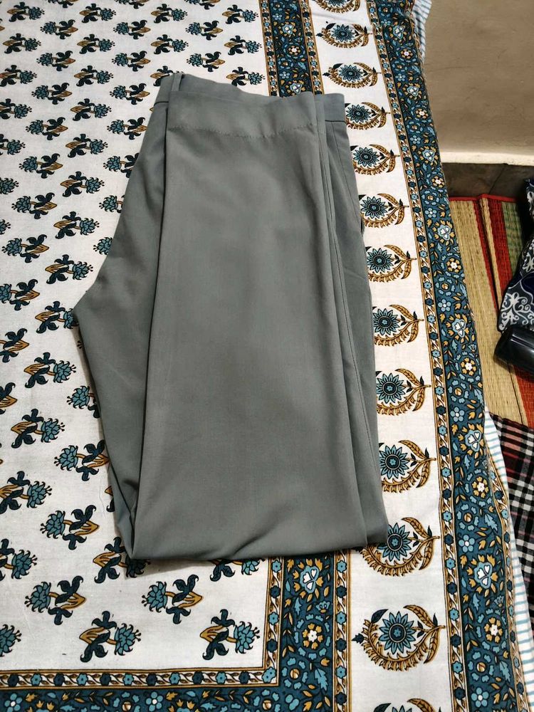 pant with stretchable shirt