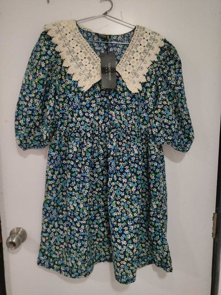 Floral Mini Dress with Crochet Collar