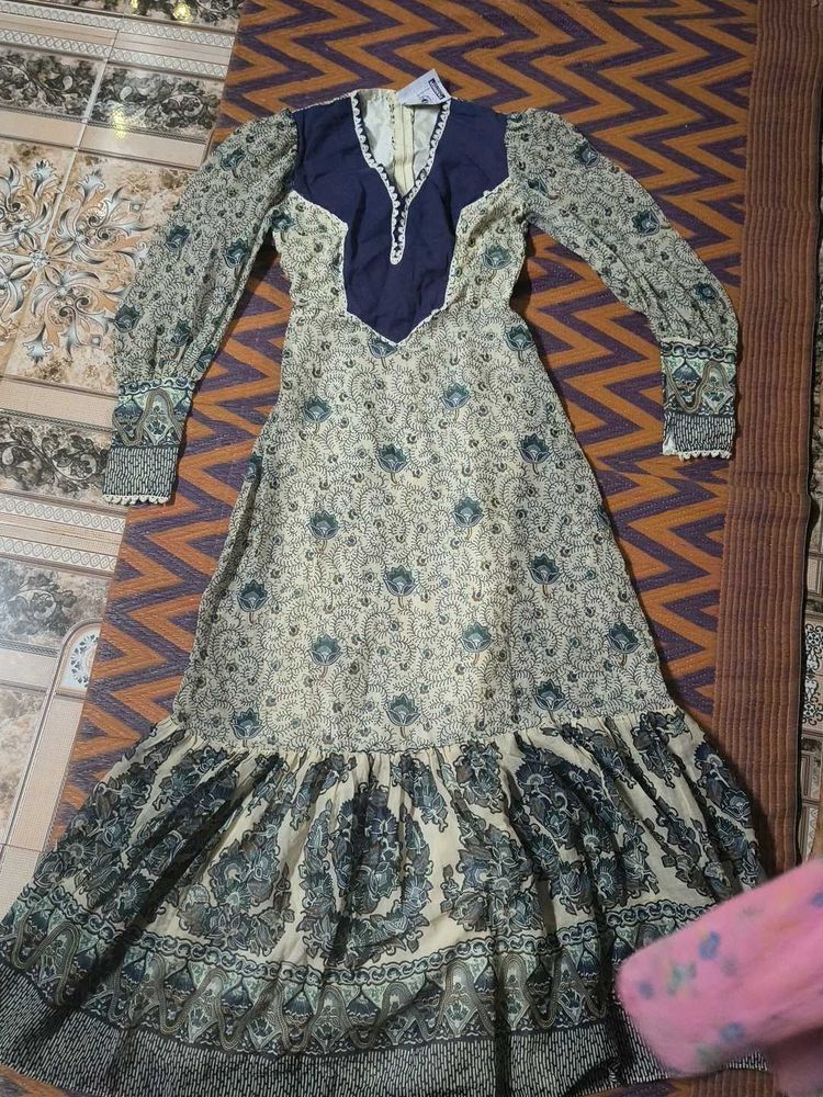 Beautifull Anarkali kurti