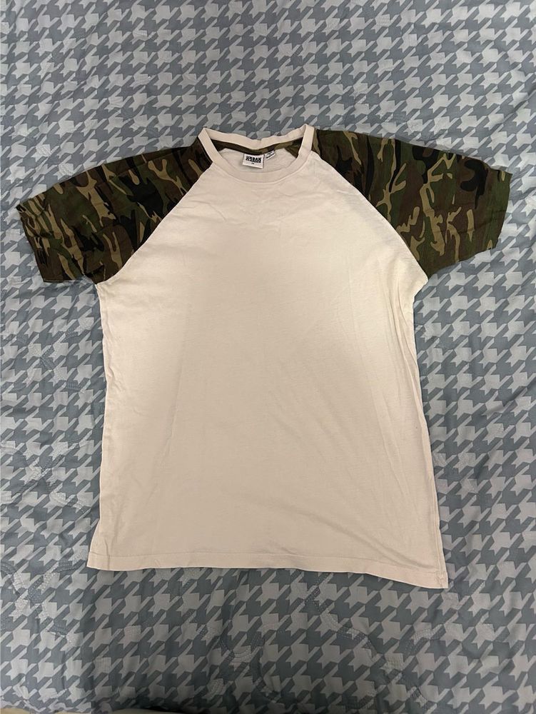 Men's Camo Sleeve Raglan T-Shirt