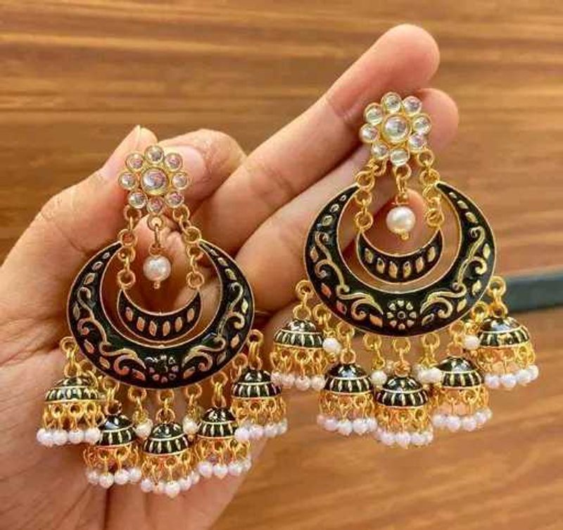 special Trendy Jhumkas on this diwali season