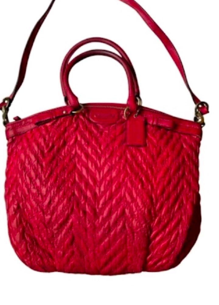 Coach Madison Quilted Chevron Lindsey