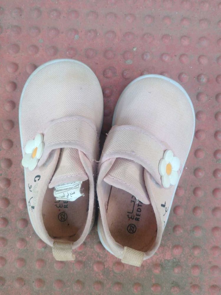 Cute Pink Girl's Shoes with Flower Accent