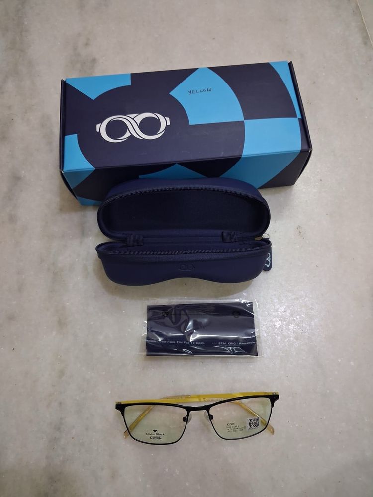 Stylish Prescription Eyeglasses with Case