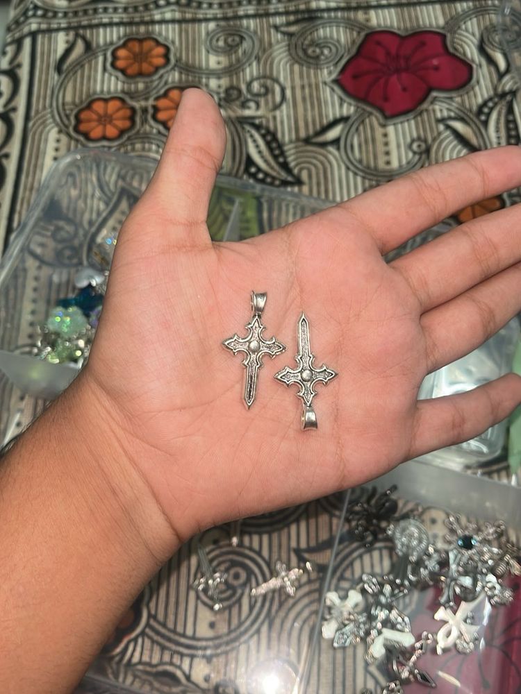cross pedent both side same
