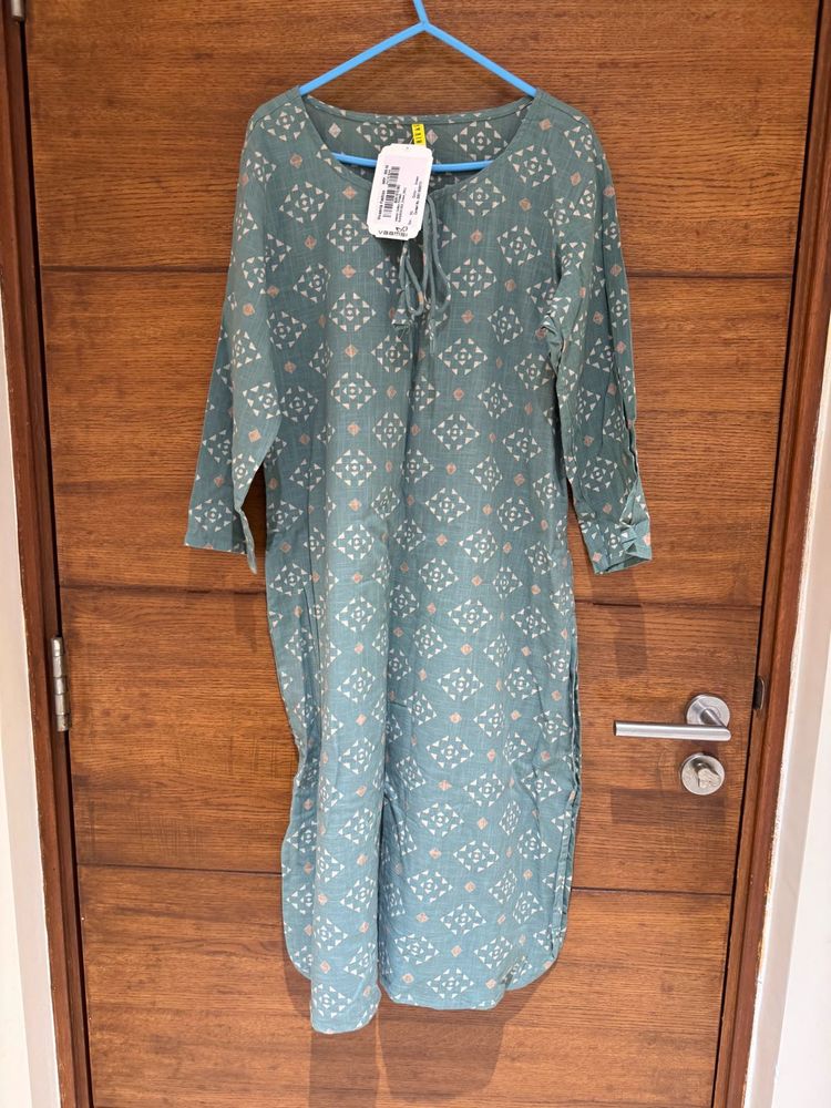 Elegant GREEN  Printed Kurta- w/ Price tag