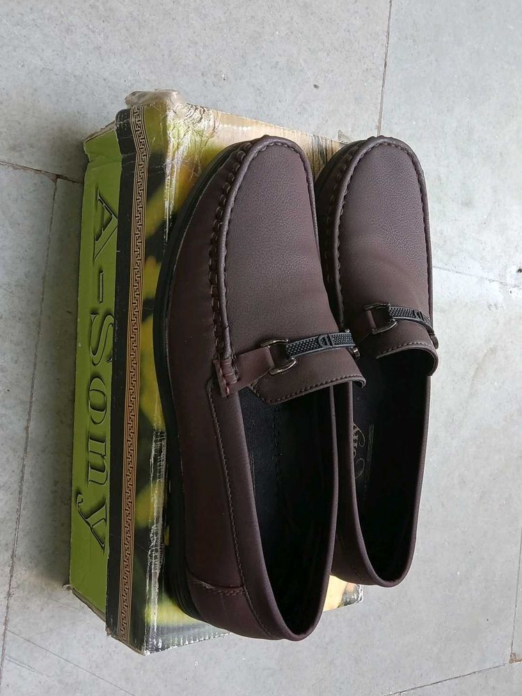 ''Men's Brown Loafer''