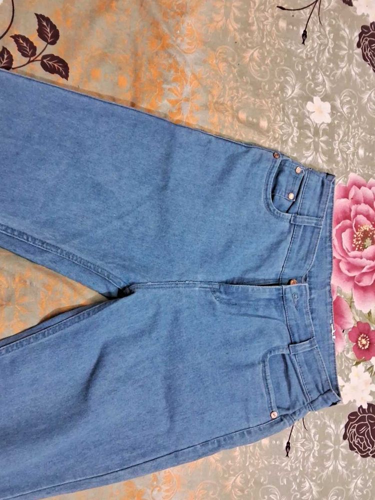 Womens Trending Jeans