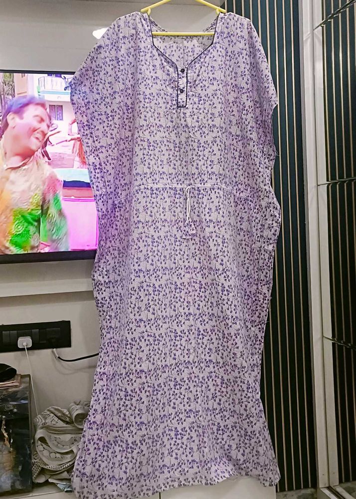 Comfortable Floral Print Nightgown