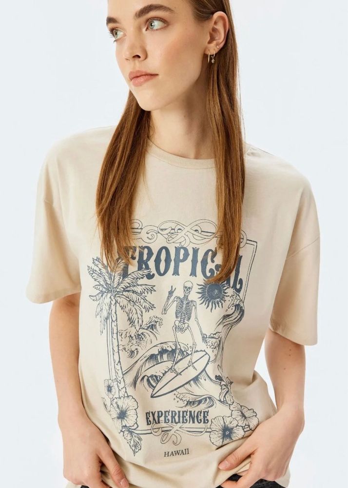 Tropical Skeleton Graphic T-Shirt