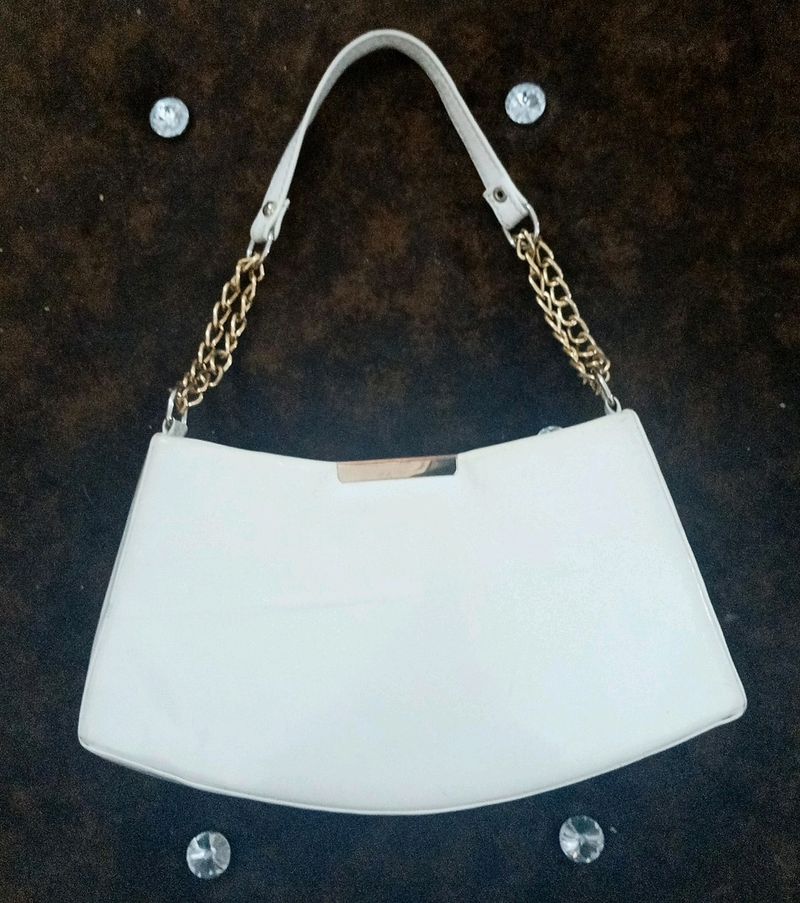 White Sling Bag + 1 Extra Slin