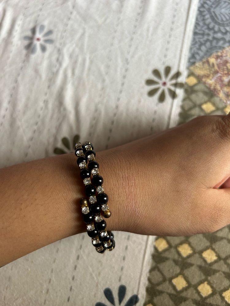 Import Quality- Black Beaded Bracelet