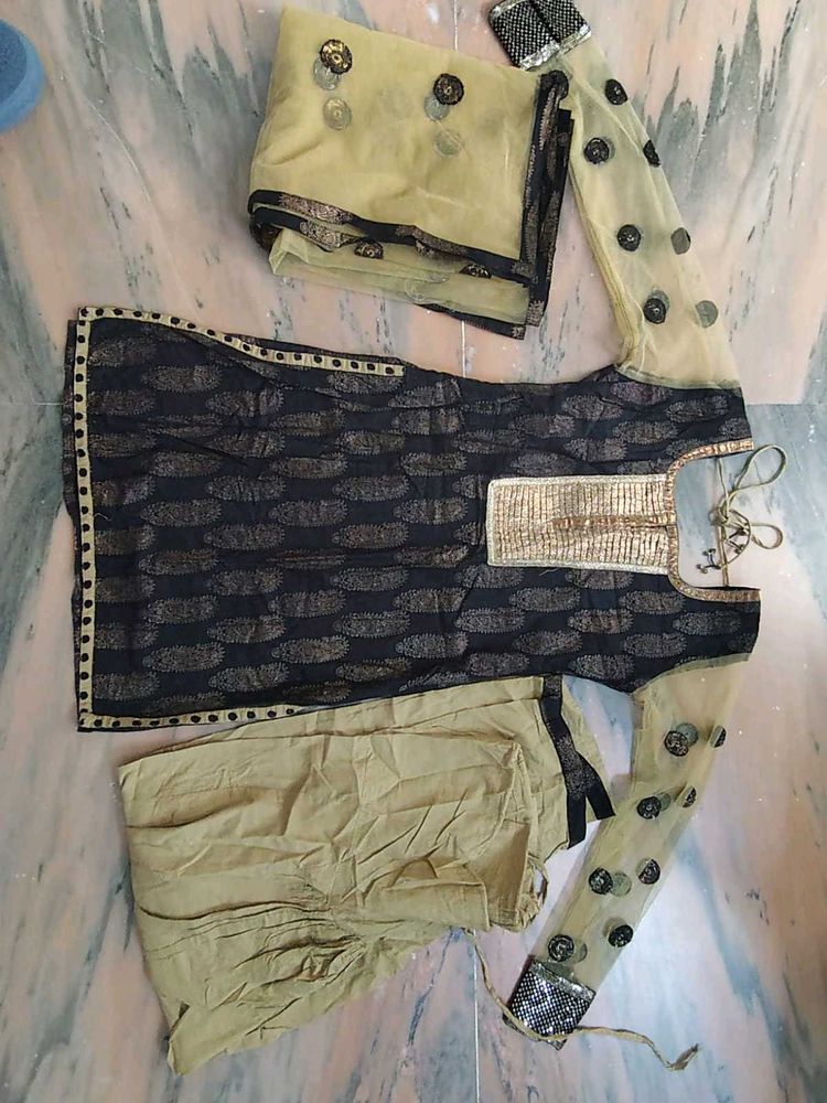 Elegant Black &amp; Gold Kurta Set with Dupatta