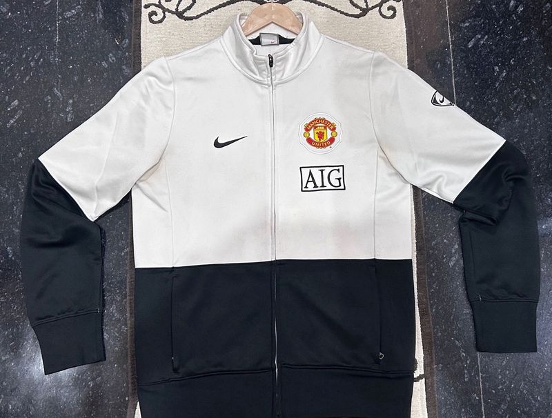 🇮🇳 NIKE Manchester United Jacket