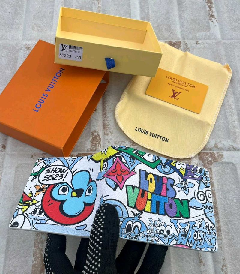 multi brand  Wallets premium sale