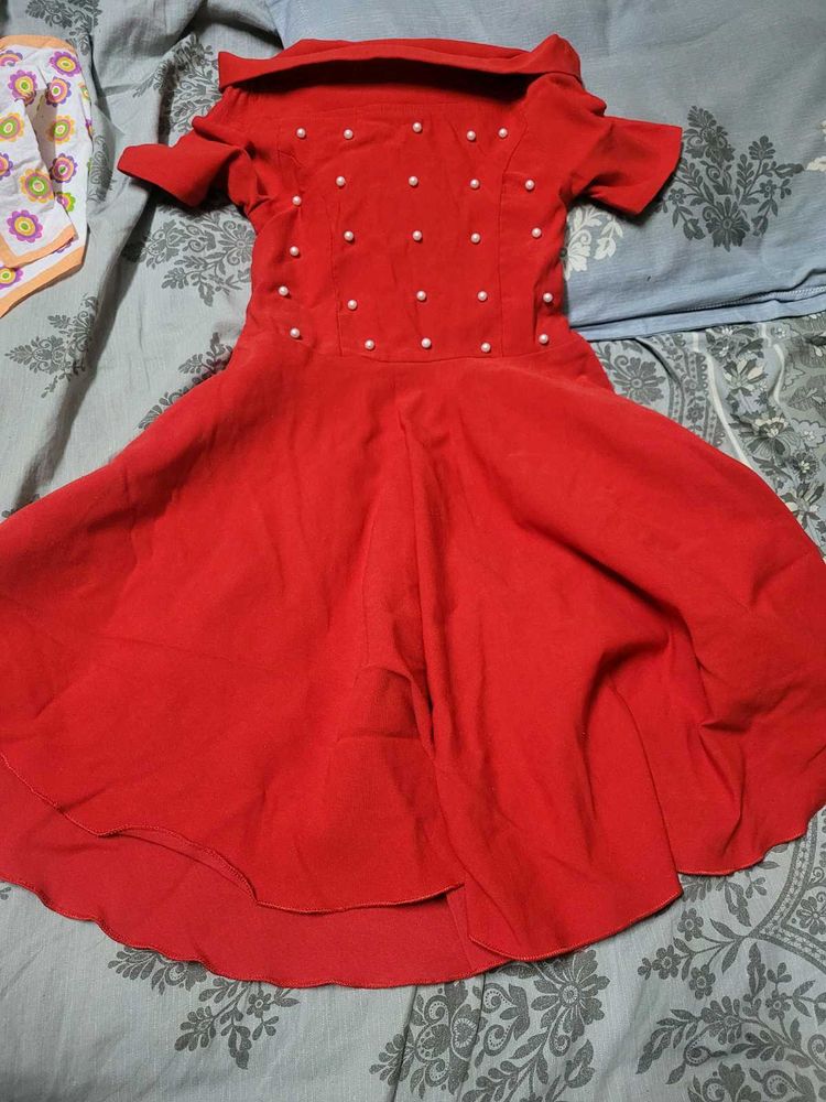 Chic Red Pearl Embellished Dress