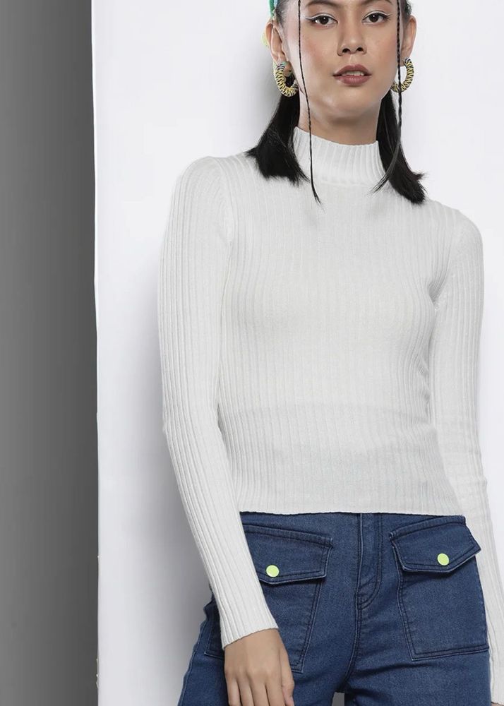 Sassafras Turtle neck white full sleeve ribbed top