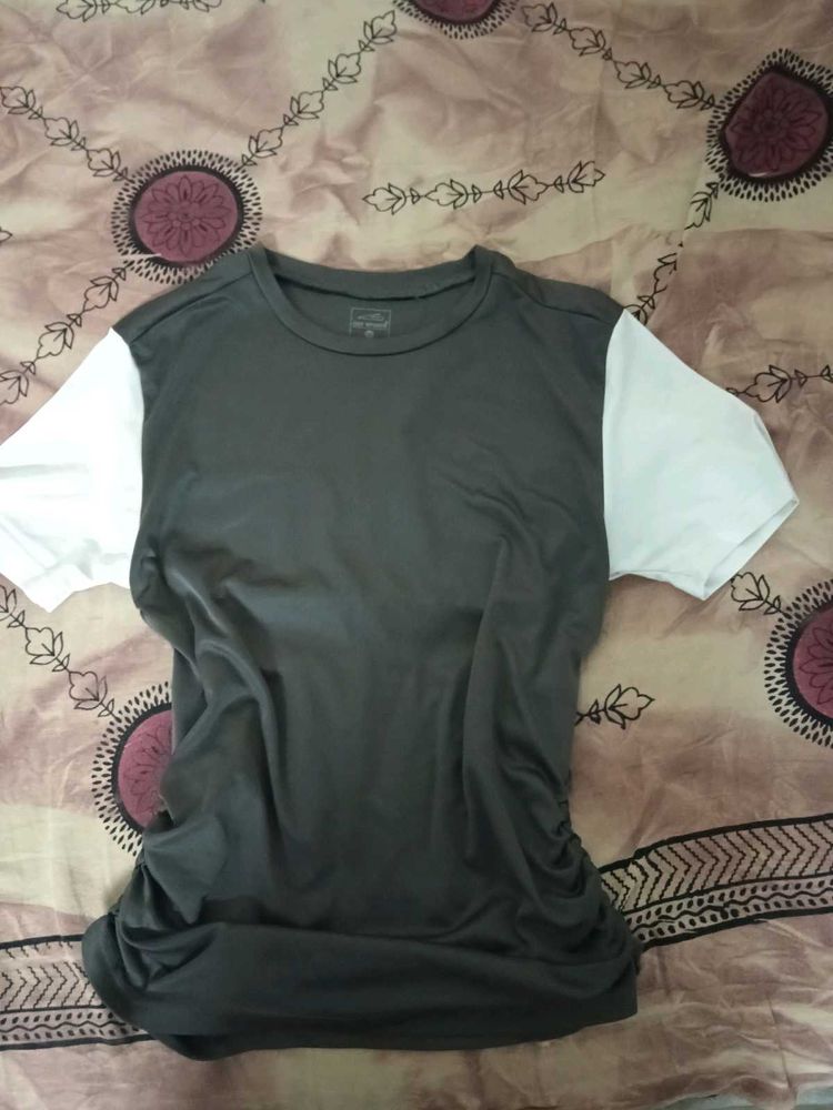 Comfortable Two-Tone T-Shirt