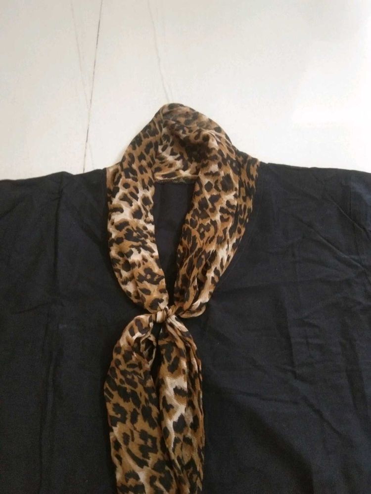 Chic Leopard Print Scarf kurti