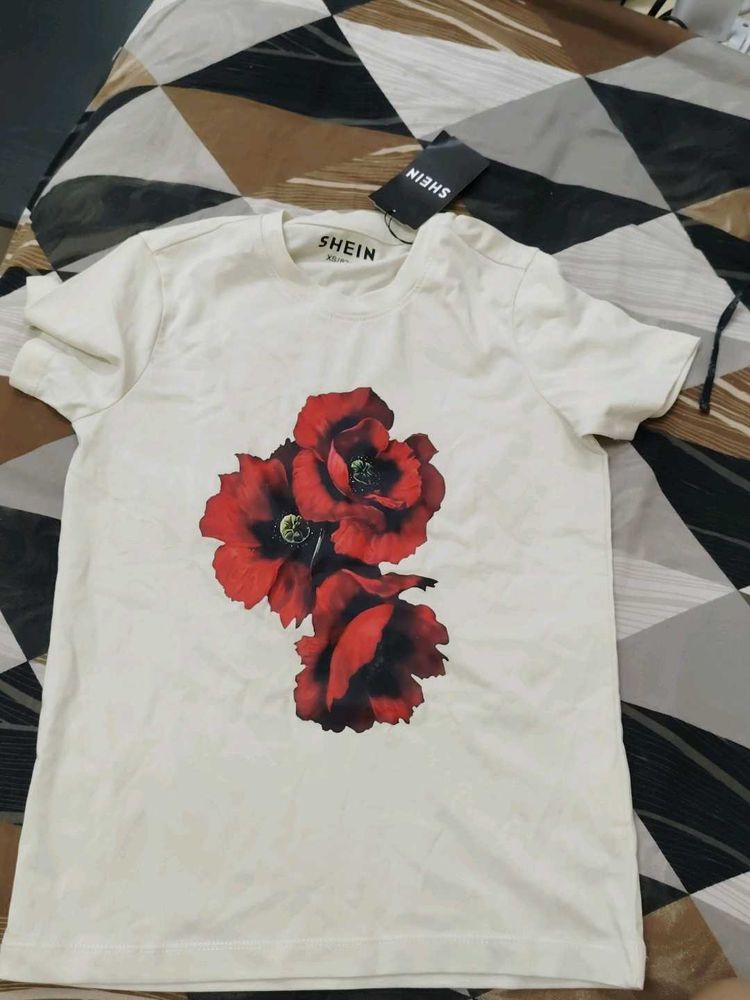 SHEIN Cream Poppy Graphic Tee