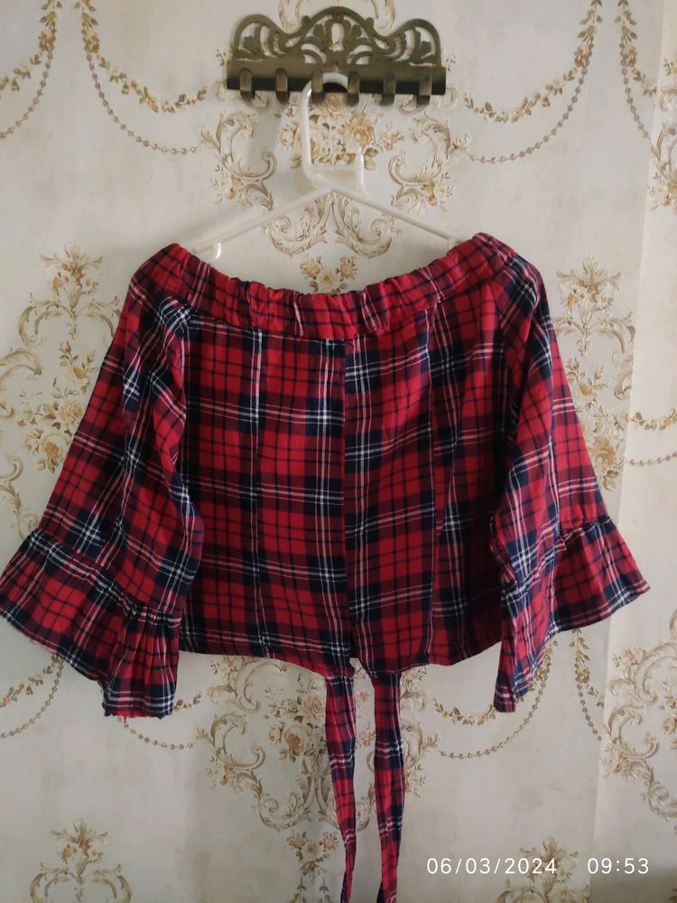 Off Shoulder Crop Top