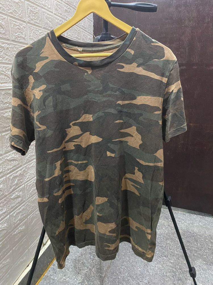 decathlon camouflage tshirt