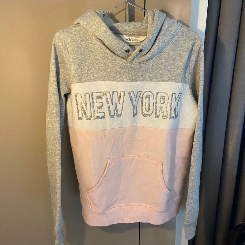 H&amp;M Girls Sweatshirt