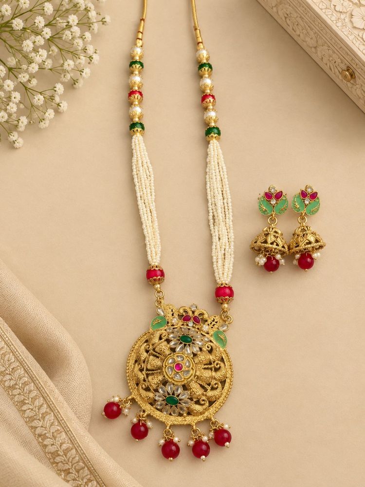 Traditional Gold Necklace and Earrings Set