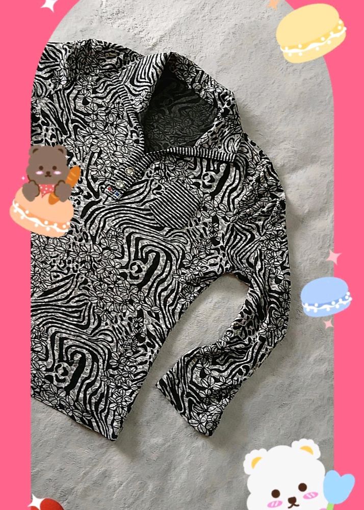 Black &amp; Grey Top 🕷