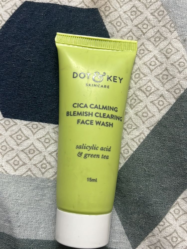 Dot And Key Face Wash