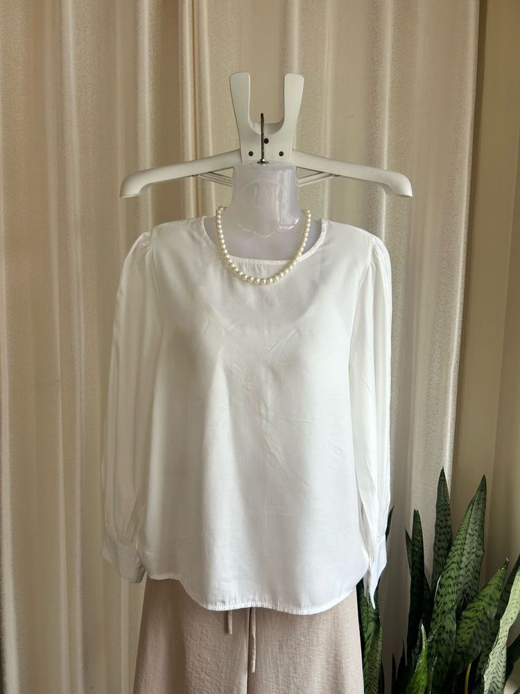Elegant White Puff Sleeve Blouse