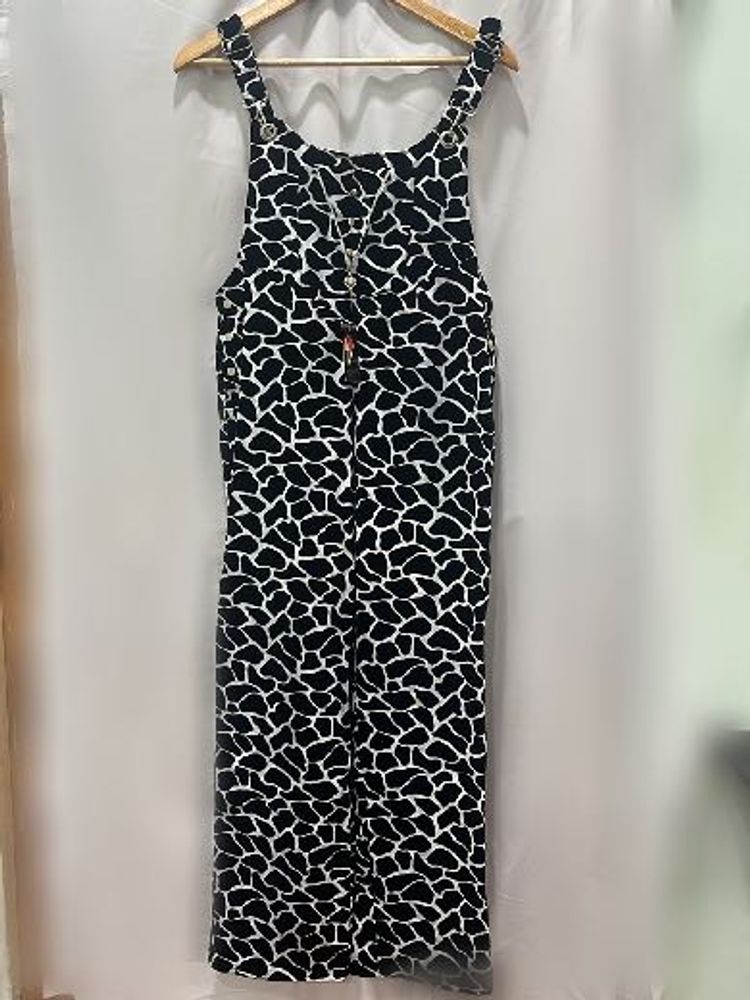 Stylish Black &amp; White Animal Print Jumpsuit