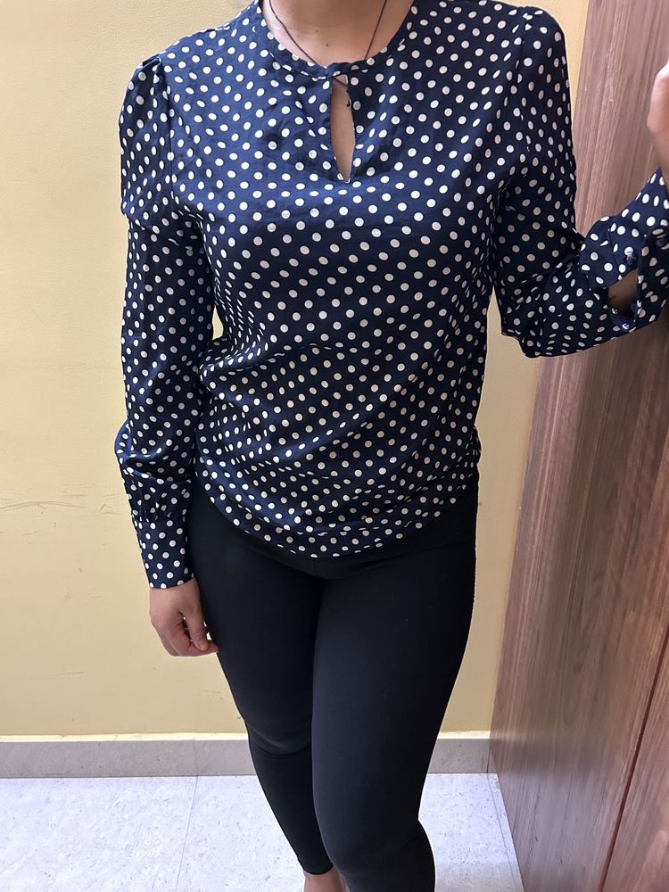Chic Polka Dot Navy Blouse